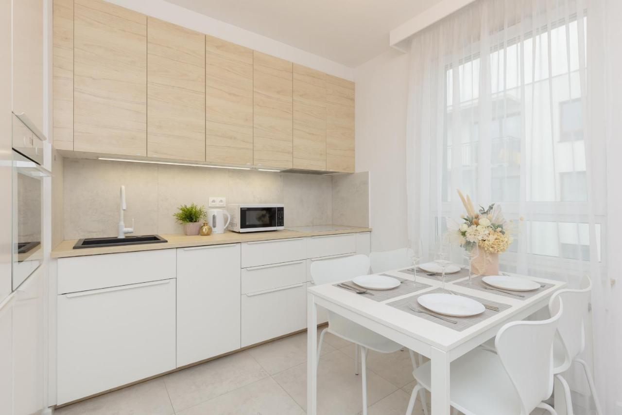 Warsaw Piaseczno Peaceful Apartment Cichej Laki By Noclegi Renters Exterior photo